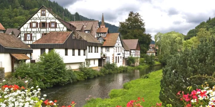 BREISACH BLACK FOREST SELVA NEGRA RHINE GETAWAY CRUISE VIKING RIVER CRUISES CRUCEROS RIN VIKING RIVER CRUISES RHINE CRUISES RHINE RIVER CRUISES #Rhine #RhineRiverCruises #RhineCruise #VikingRiverCruises #Cruceros #CrucerosFluviales #CrucerosFluvialesDeLujo #LuxuryRiverCruises
